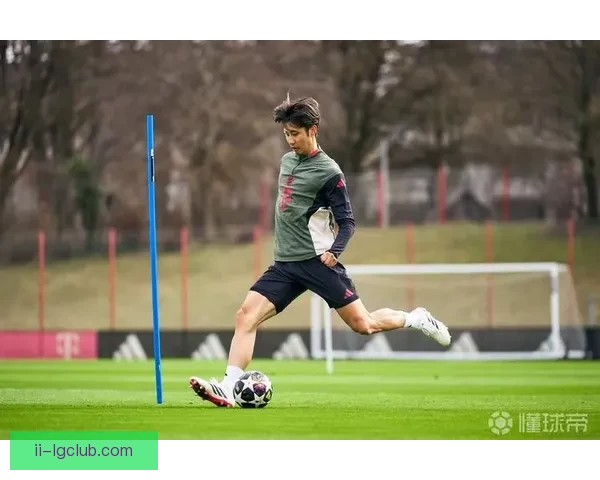 伊藤洋辉德甲客场一脚精准长传撕裂防线助攻队友破门尽显大将风范